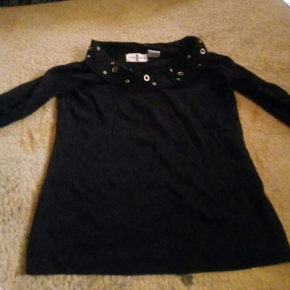 💀🎶Black shirt 🎶💀